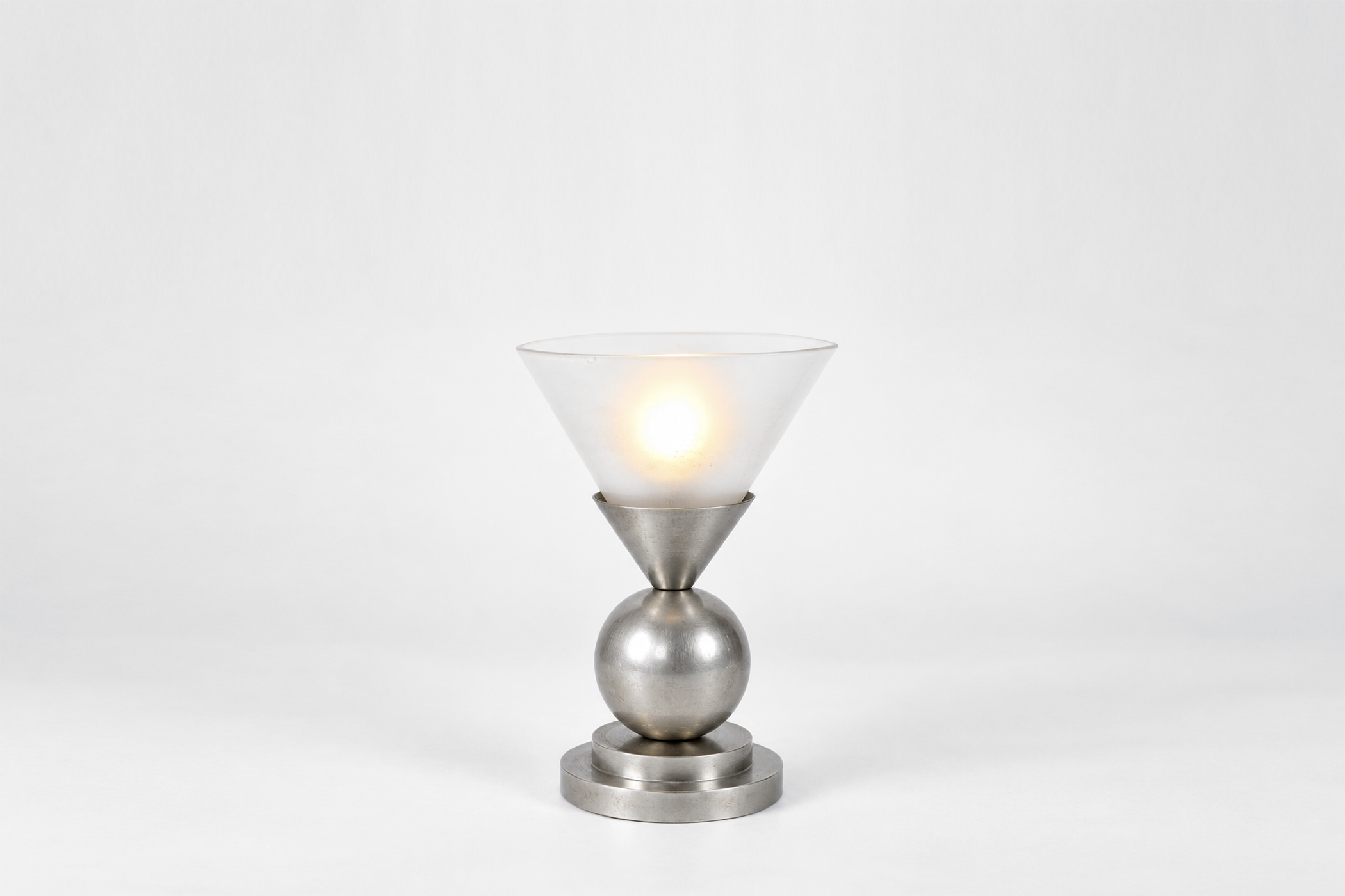 Lampe moderniste