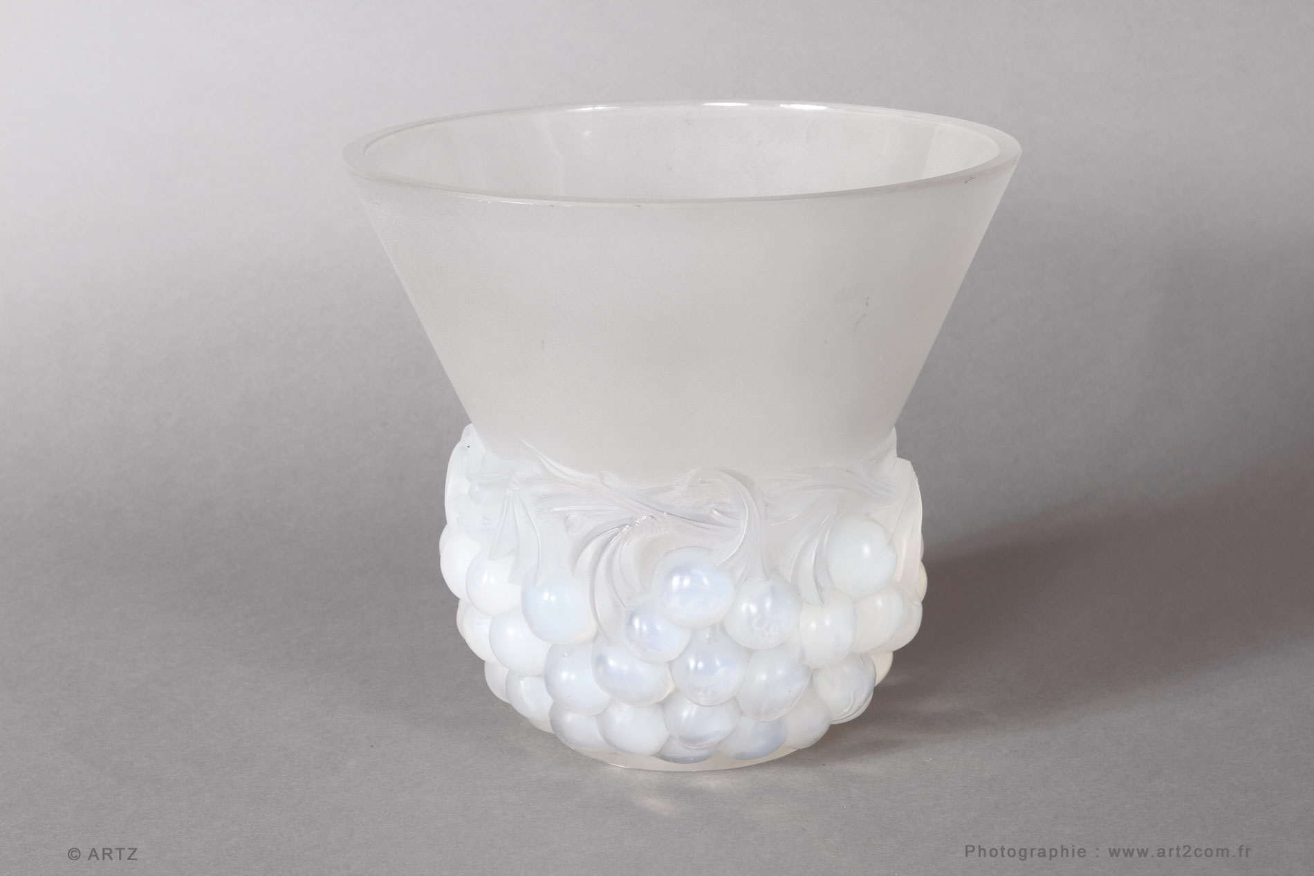 Vase R.LALIQUE