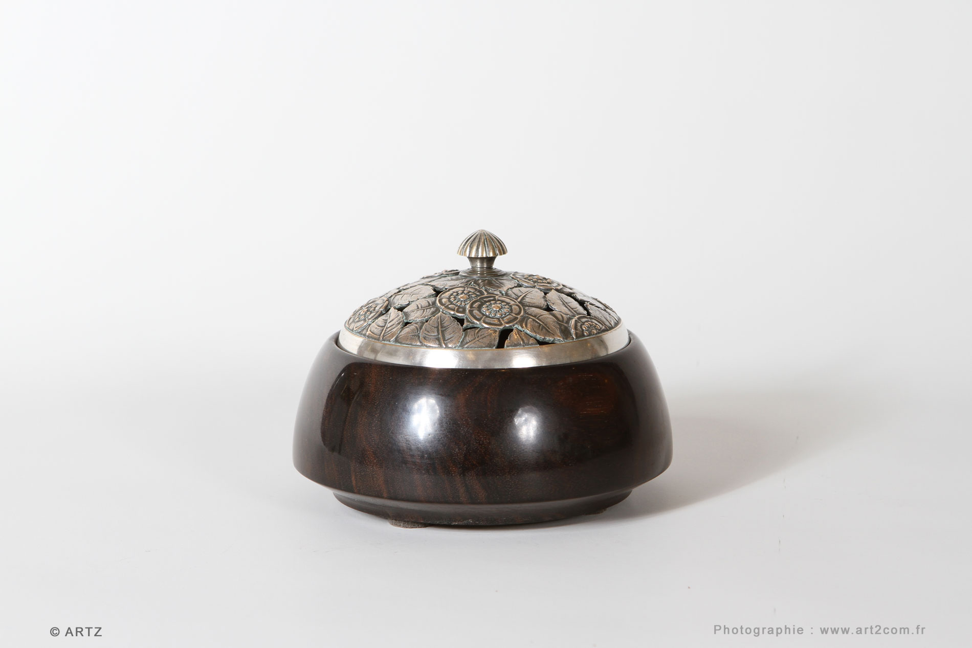 Boîte Art Déco en Cristal, Tchécoslovaquie, 1930s en vente sur