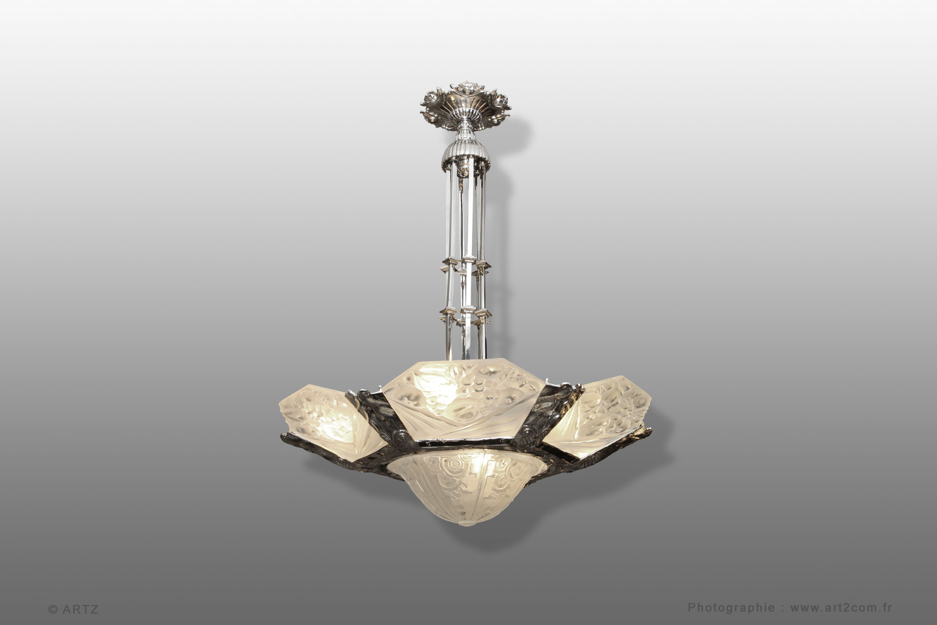 Chandelier DES HANOTS